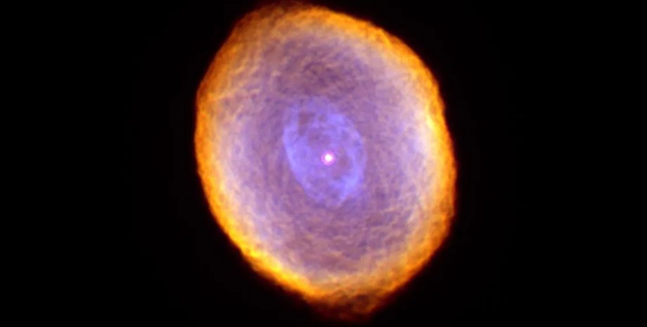 Планетарная туманность IC418