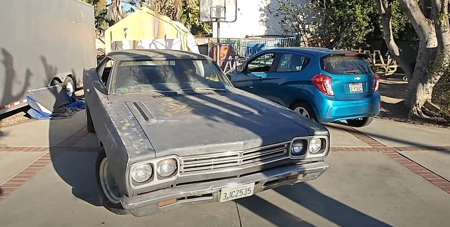 Plymouth Road Runner 1969, Plymouth Road Runner