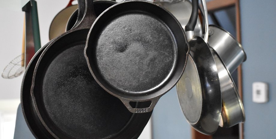 зберігання сковороди