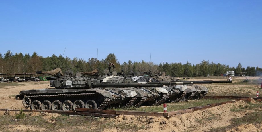 Танки Т-72Б армии Беларуси