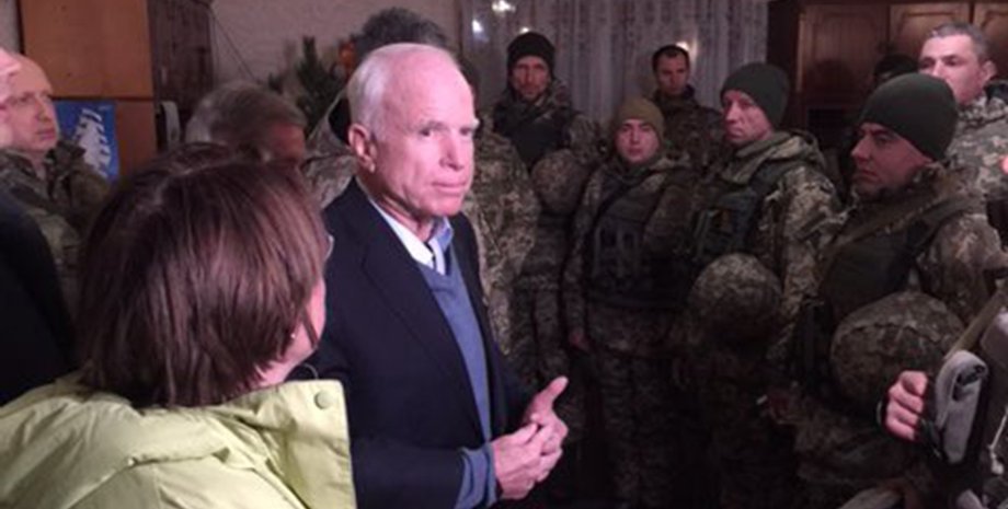 Джон Маккейн в Донбассе / Фото: twitter.com/senjohnmccain