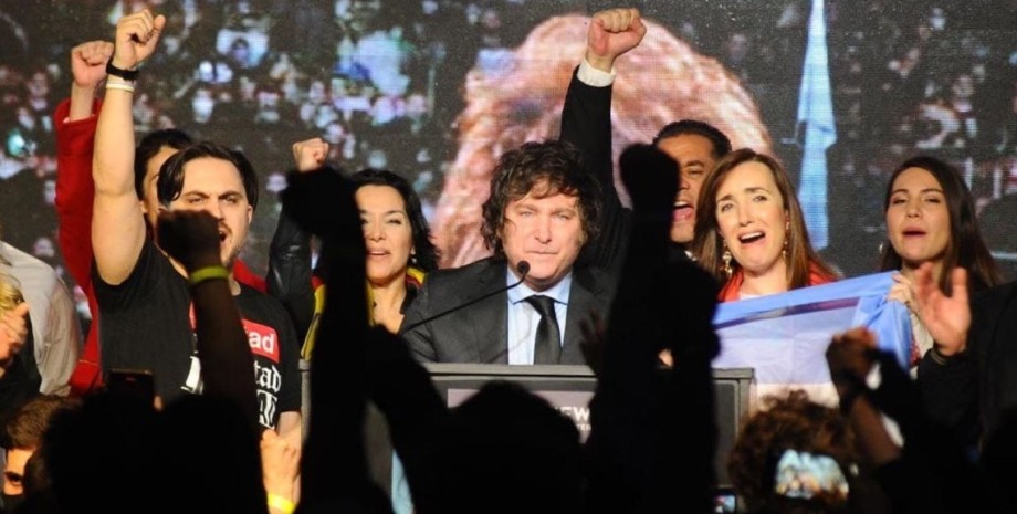 Кандидат в президенты Аргентины Хавьер Милей, Хавьер Милей, политик, выборы в Аргентине, выборы в президенты, секс-тренер,