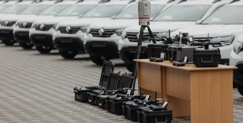 США, помощь, МВД Украины, военные преступления, фото