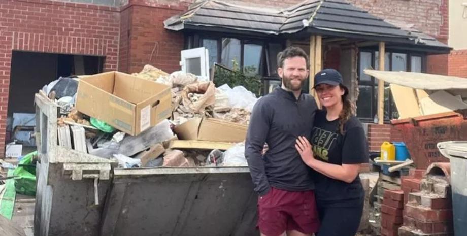 Листи з минулого століття, ремонт в будинку, випадкові знахідки, артефакти, курйози, Велика Британія, фото