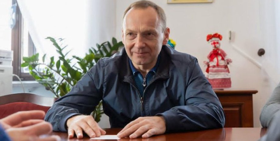 Мэр Чернигова Владислав Атрошенко