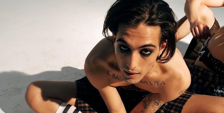 дамиано давид, солист Måneskin разошелся с девушкой, джорджия солери, дамиано давид целуется с девушкой в клубе