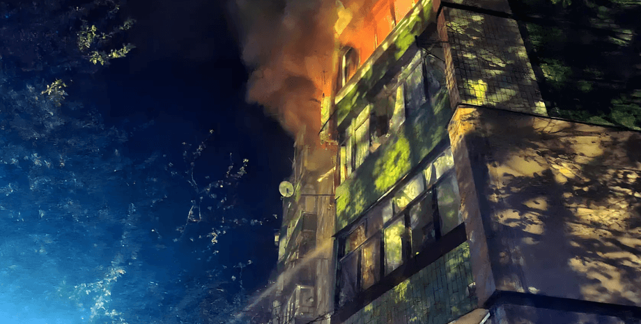 кривой рог, взрыв бытового газа в Кривом Роге, Евгений Ситниченко, ГСЧС, пожар, газ, бытовой газ