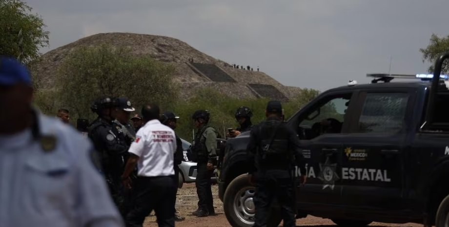 пирамида стрельба мексика Теотиуакан стрельба