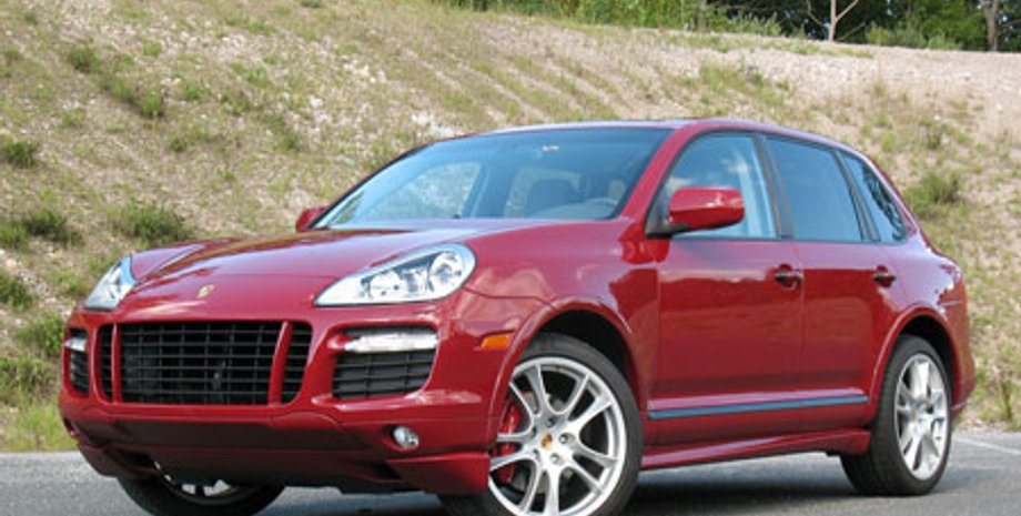 Alex Nunez, http://autoblog.com