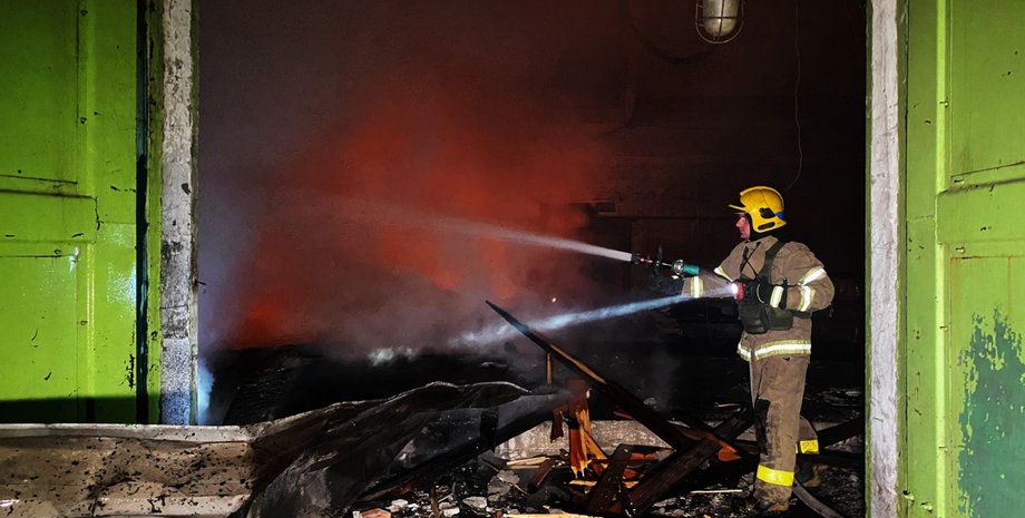 ВС РФ атаковали Днепропетровскую область и попали по промышленному объекту