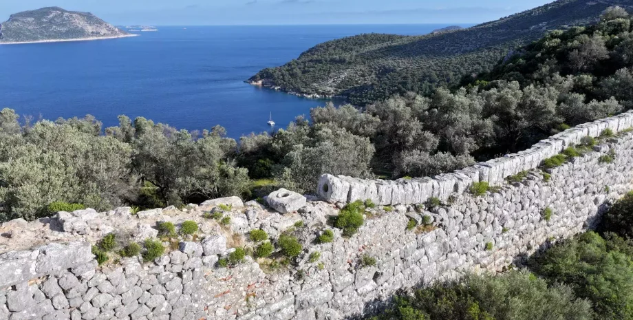 стена акведук пейзаж сооружение лес море