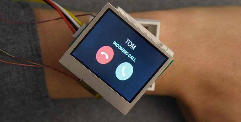 Умные часы Cito / Фото: YouTube