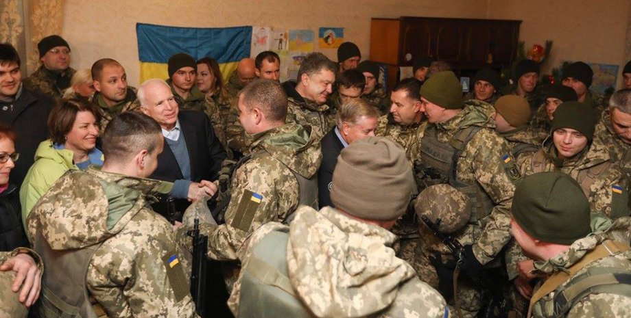 Фото: facebook.com/petroporoshenko