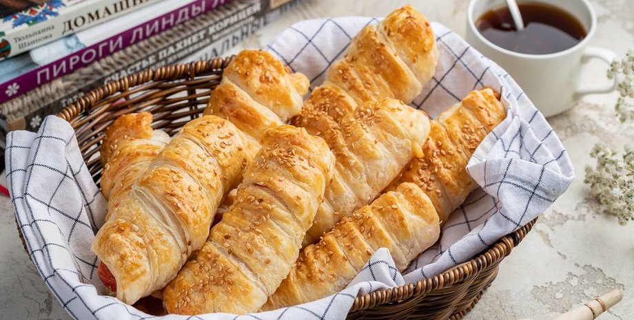 сосиски в тісті, перекус