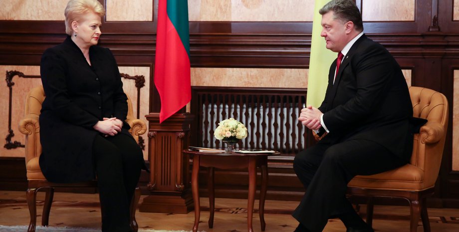 Петр Порошенко и Даля Грибаускайте / Фото пресс-службы президента Украины