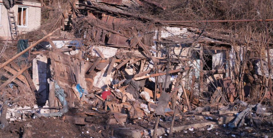 ЗС РФ вдарили КАБами по Запоріжжю: пошкоджено будинки та постраждала дитина (фото)