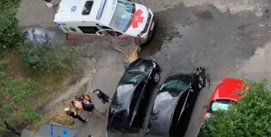 Інцидент на Русанівці Інцидент на Русанівці, русанвка, бійка, стрілянина