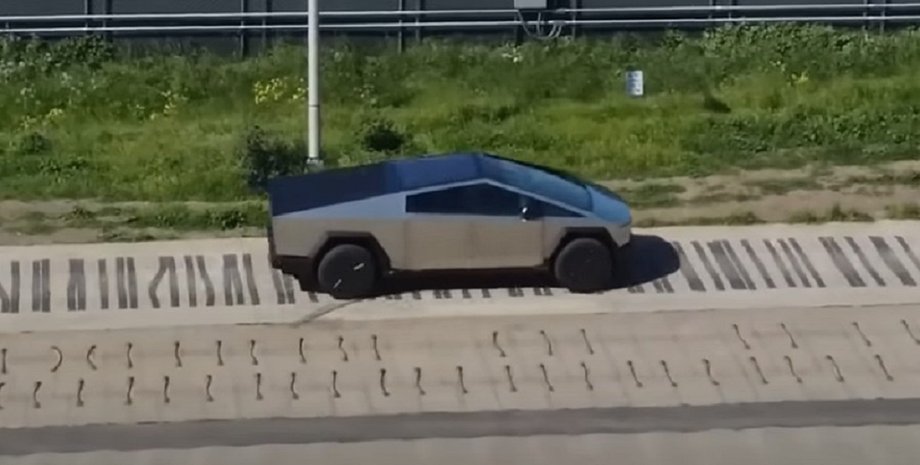 Tesla, Tesla Cybertruck, Авто, Автомобили, Электромобили, Пикап, Видео, Испытания, Тесты, Подвеска, Краш-тест