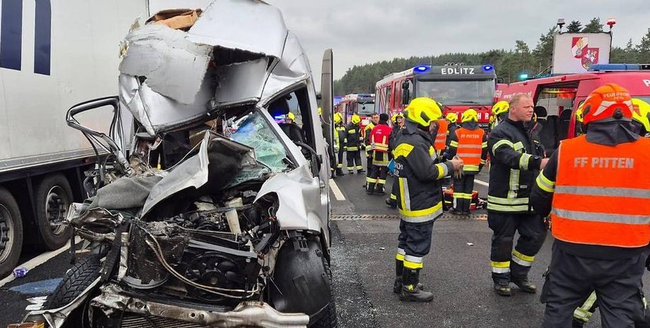 дтп, австрія, дтп з українцями, загинули четверо українок