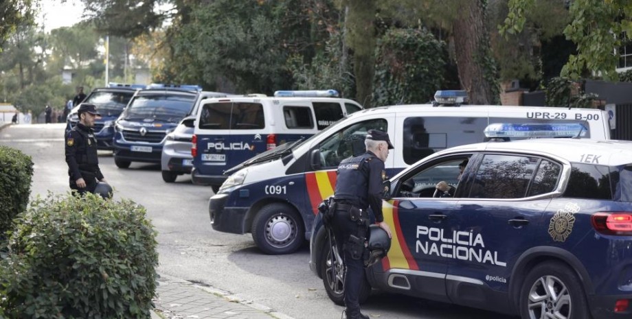 посольство Украины в Мадриде, взрыв в посольстве Украины в Испании, посольство Украины в Мадриде