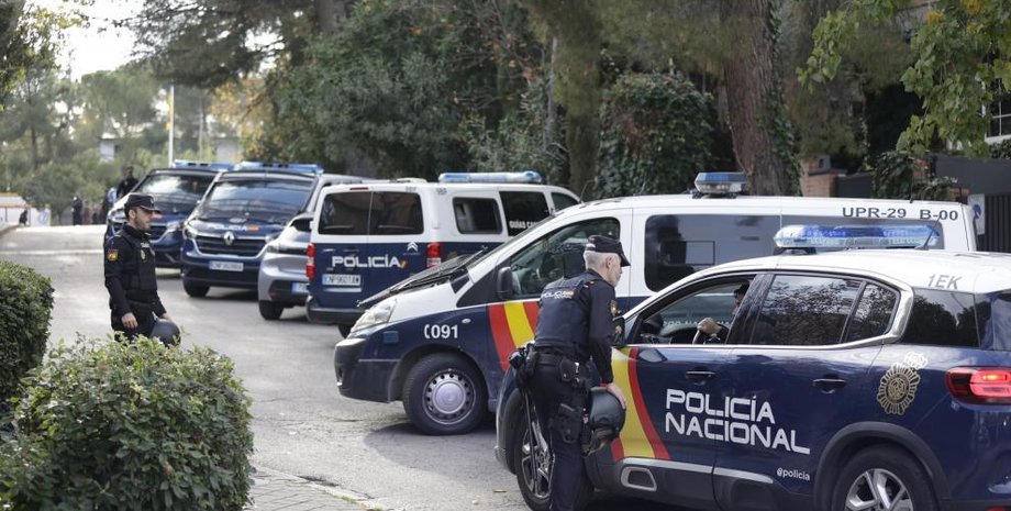 посольство Украины в Мадриде, взрыв в посольстве Украины в Испании, посольство Украины в Мадриде