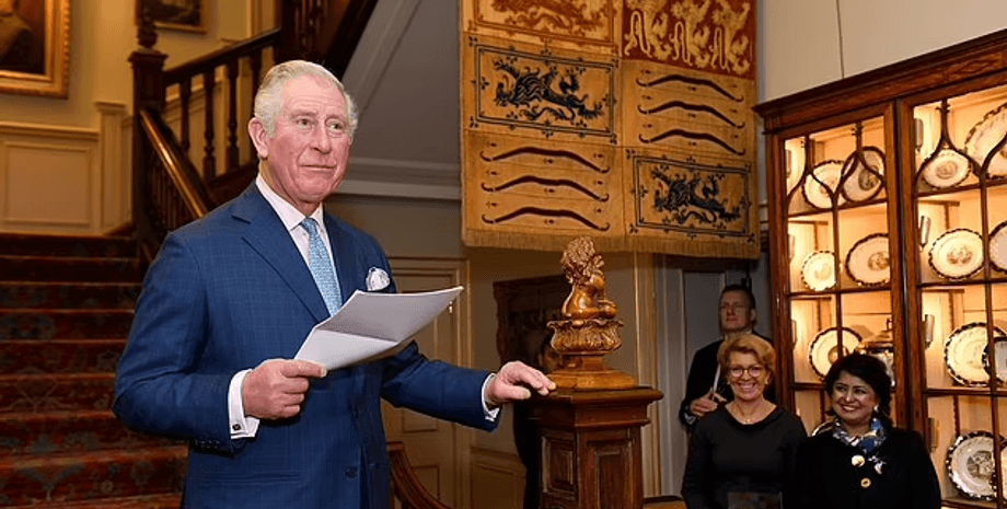 Чарльз III, кларенс хаус