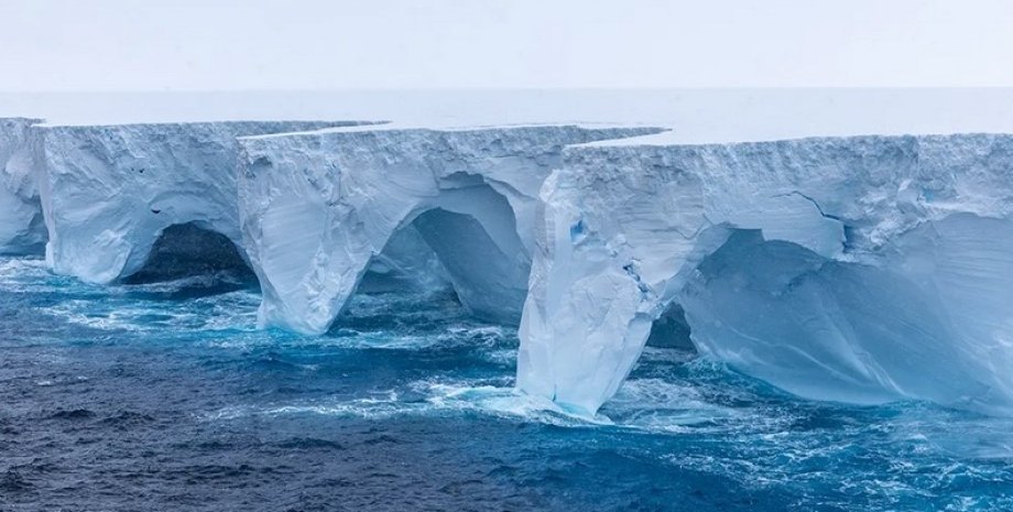 айсберг А23а, самый большой айсберг в мире