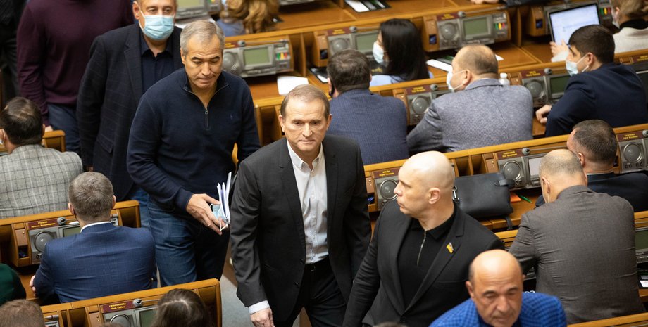 Віктор Медведчук, верхована рада, депутати