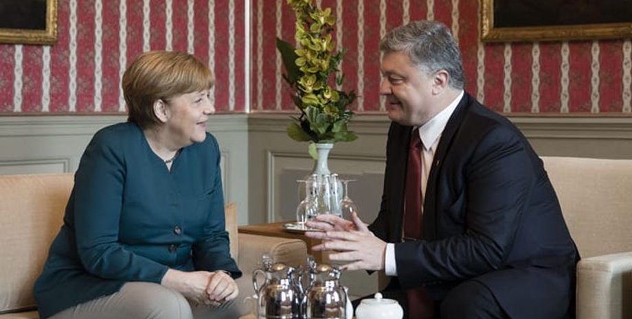 Ангела Меркель и Петр Порошенко / Фото: facebook.com/svyatoslav.tsegolko