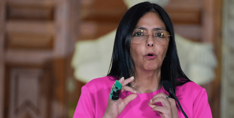 Временный президент Венесуэлы Делси Родригес публично обратилась к Дональду Трампу