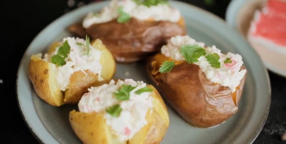запеченный картофель, намазка из крабовых палочек, крабовые палочки, картошка
