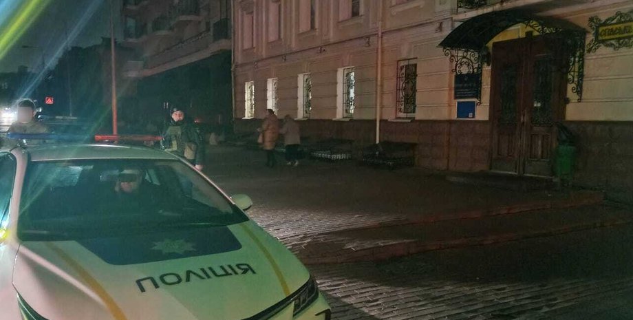 Біля Координаційного штабу у Києві знайшли радіомаячок радіомаячок Київ Координаційний штаб