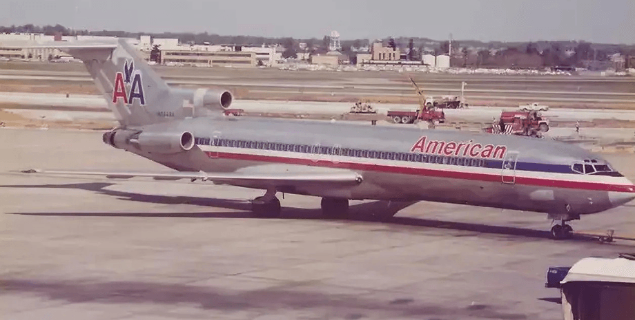 Зник безслідно в Атлантиці: експілот назвав причину містичного зникнення Боїнга в 2003