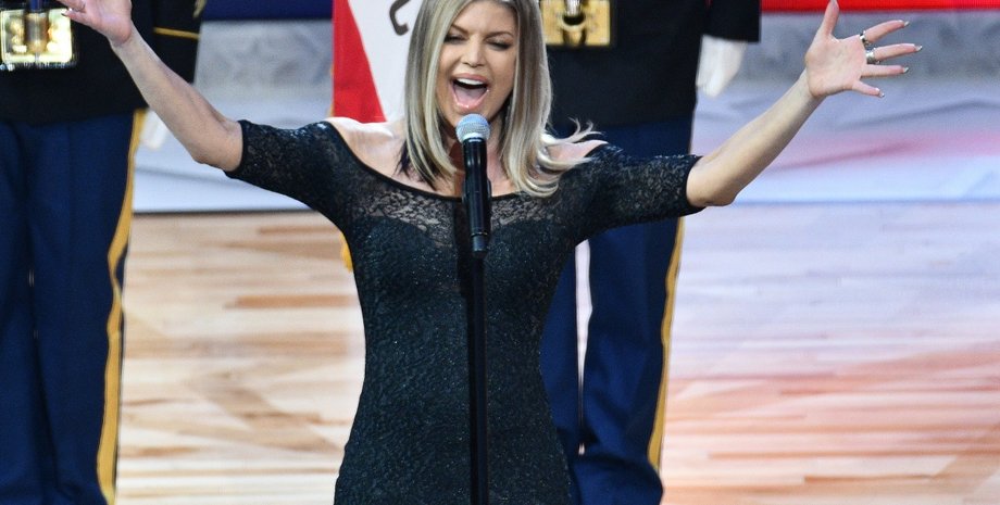 Ферґі, співачка