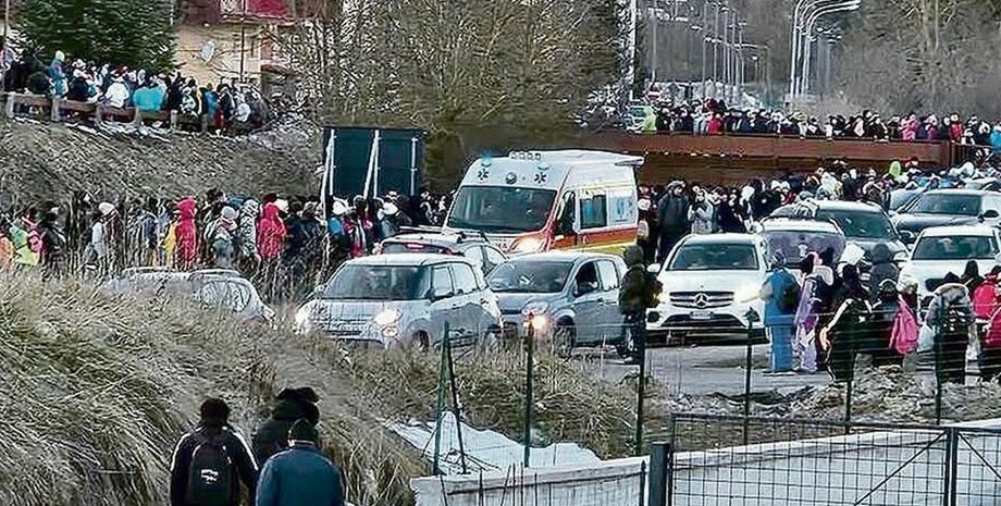 роккарозо, италия, наплыв туристов, рита де крещенцо, туристы