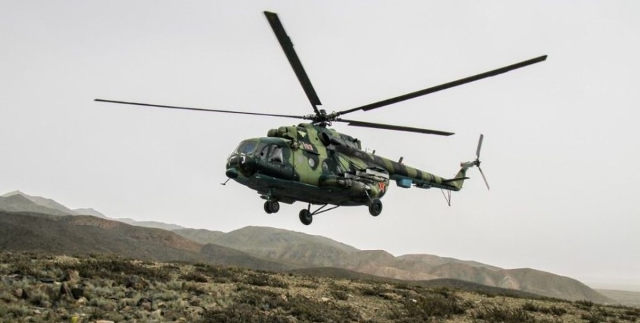 военный вертолет, вертолет, вертолет с военными, упал вертолет, экстренная посадка, военные, киргизия, кыргызстан