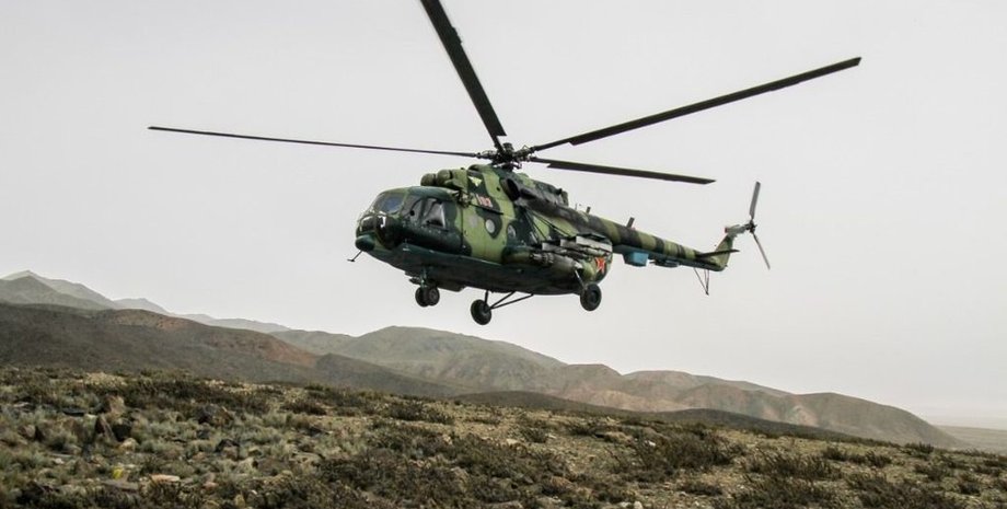 военный вертолет, вертолет, вертолет с военными, упал вертолет, экстренная посадка, военные, киргизия, кыргызстан