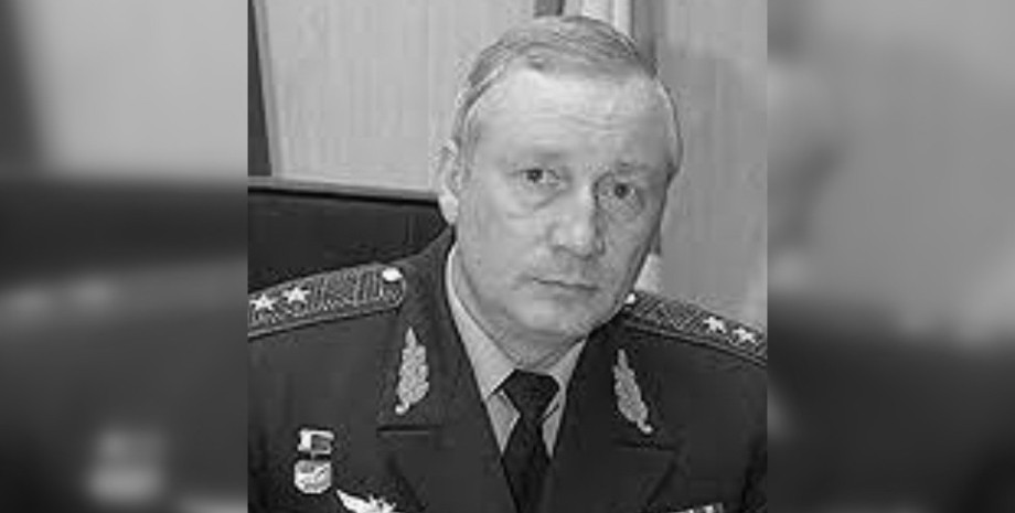 ВВС РФ Владимир Свиридов, экс-командующий Свиридов погиб, Свиридом умер, смерть Свиридова, смерть Свиридова, смерть экс-командующего ВВС РФ