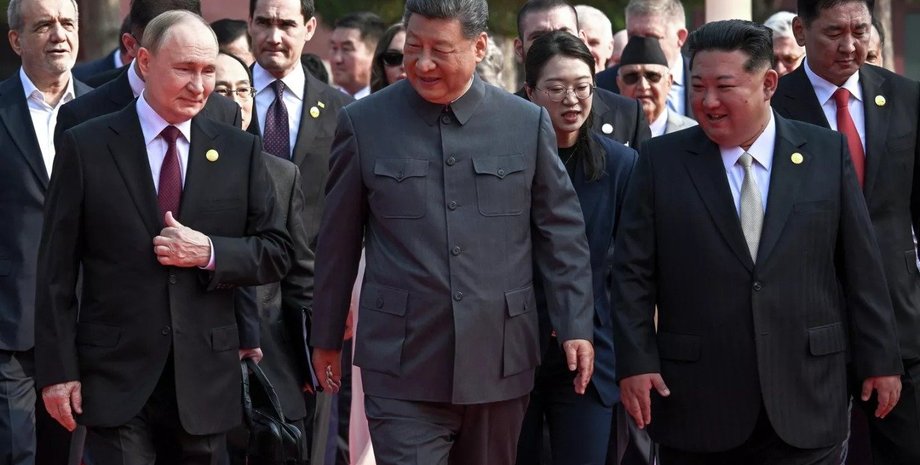 Трамп передав вітання Путіну та Кім Чен Ину, коли вони були на військовому параді у Китаї