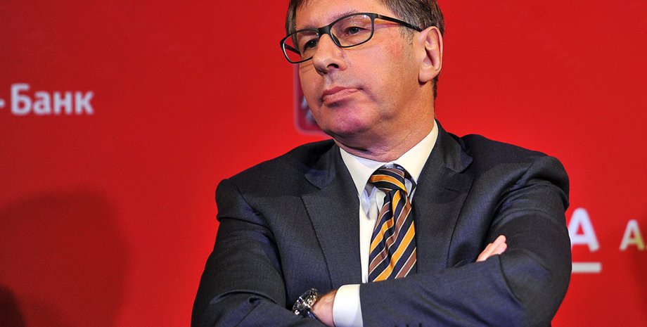 Петр Авен, картины петра авена, российские картины во Франции, санкции против россии