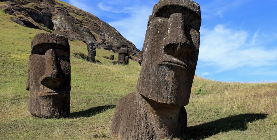 острів пасхи статуї