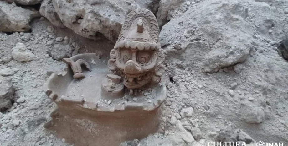 бог Мая К'авіль, проект «Потяг Мая», скульптура, південний схід Мексики, археологічне відкриття, божество, розкопки, історія, археологія, знахідка, статуя, цивілізація мая, мая