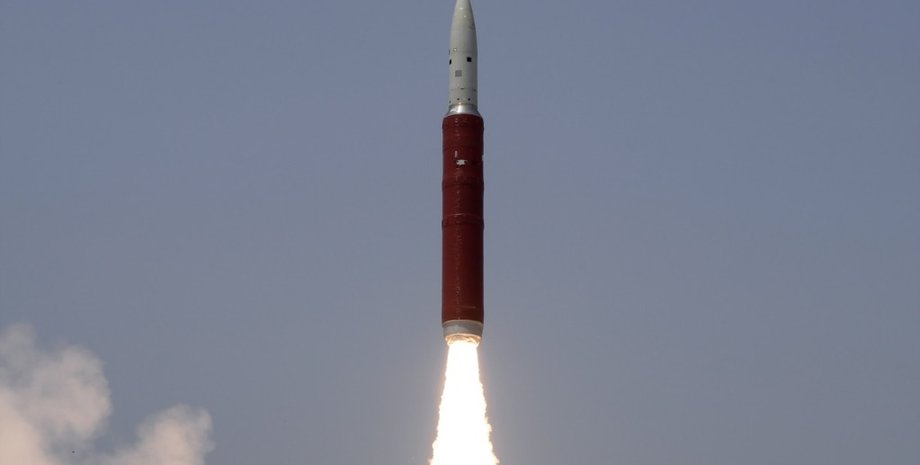 Ракета., супутник,