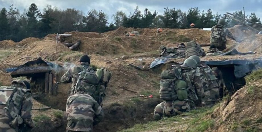 Бойцы ВСУ проходят обучение во Франции