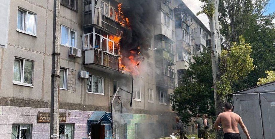 обстрел Краматорска, по Краматорску ударили авиационными ракетами, ракетный обстрел, гражданская инфраструктура