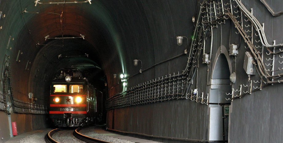 Сєвєромуйський тунель, диверсія, теракт, залізниця, підрив, вибухи в Росії, війна РФ проти України