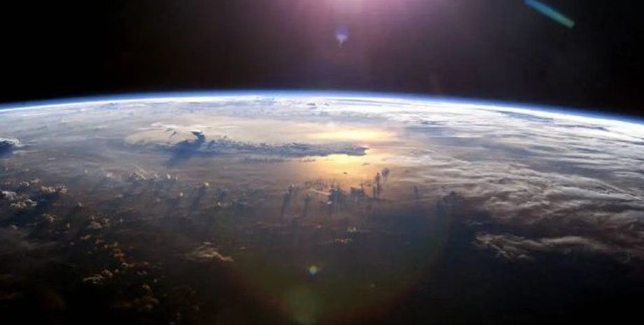 Солнце Земля