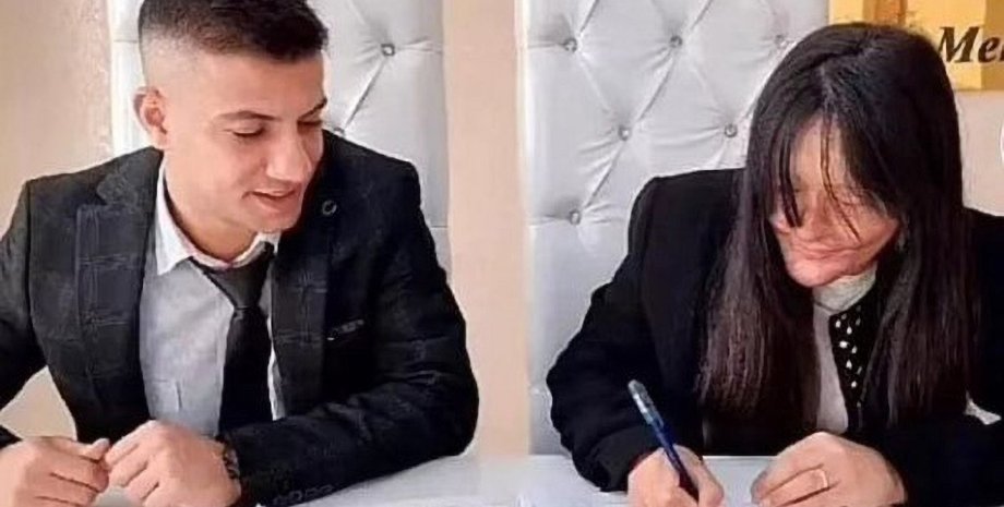 Джасим Озан Челтик, Берфин Озек