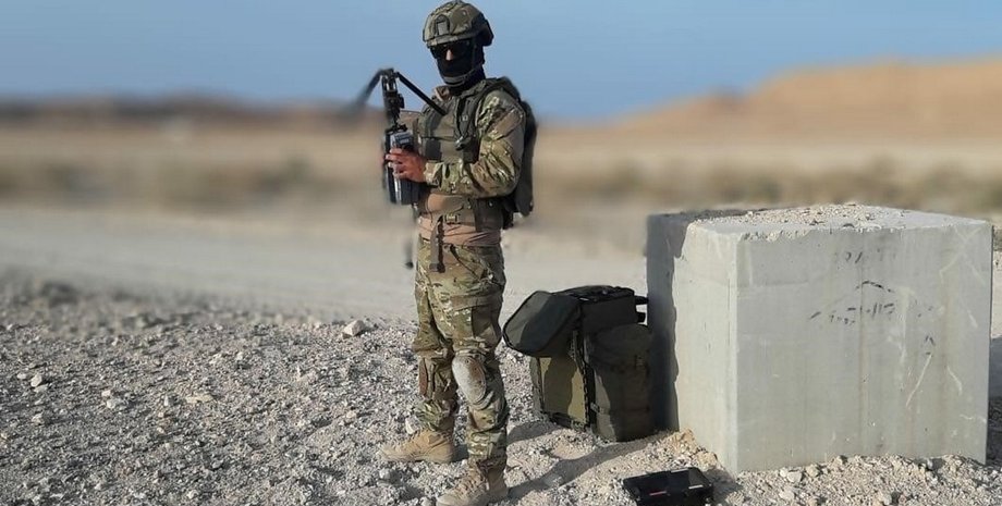 Дрон Spike Firefly, беспилотник