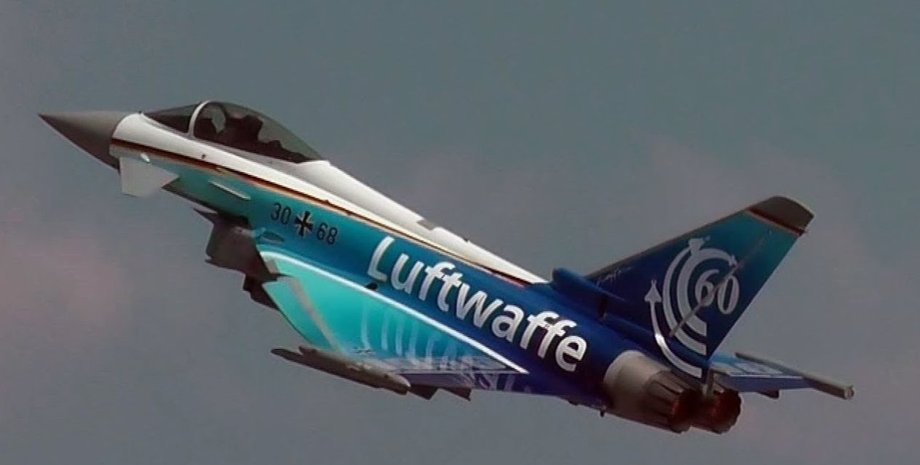 Истребитель Eurofighter